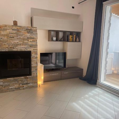 Appartement I Giardini Di Pula "La Terrazza" Extérieur photo